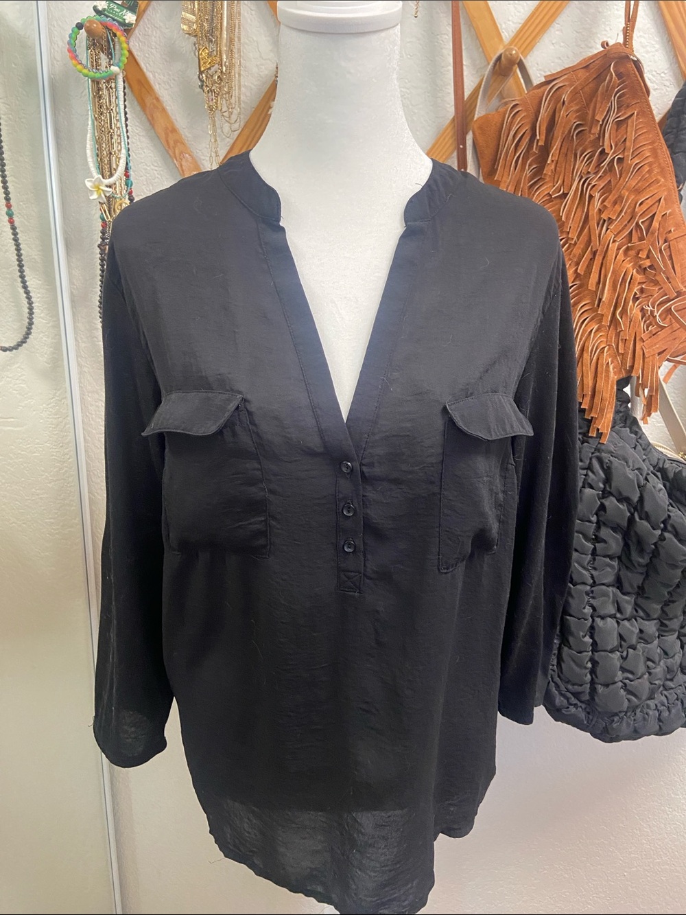H&M Black Women's Split-Neck Button Pullover Top Large